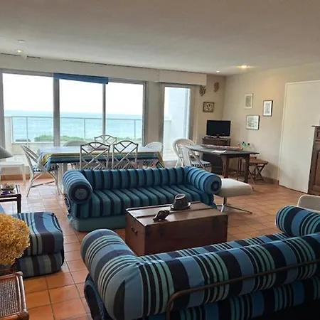 Apartment Spacieux Avec Terrasses Et Parking A - Fr-1-494-73 *