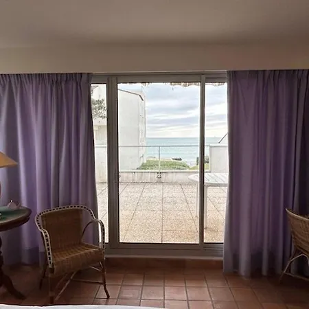 Royan, 4 Pièces, 7 Personnes - Fr-1-494-73 Appartamento